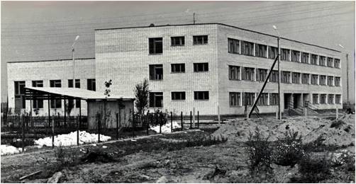  .  . 1982 